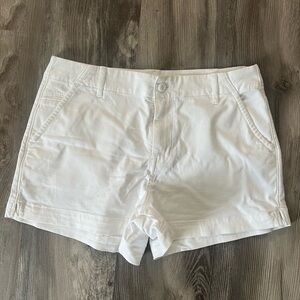 Woman’s American Eagle shorts